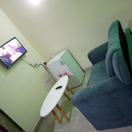 La Grande cosy studio apartment Mtwapa Esterno foto