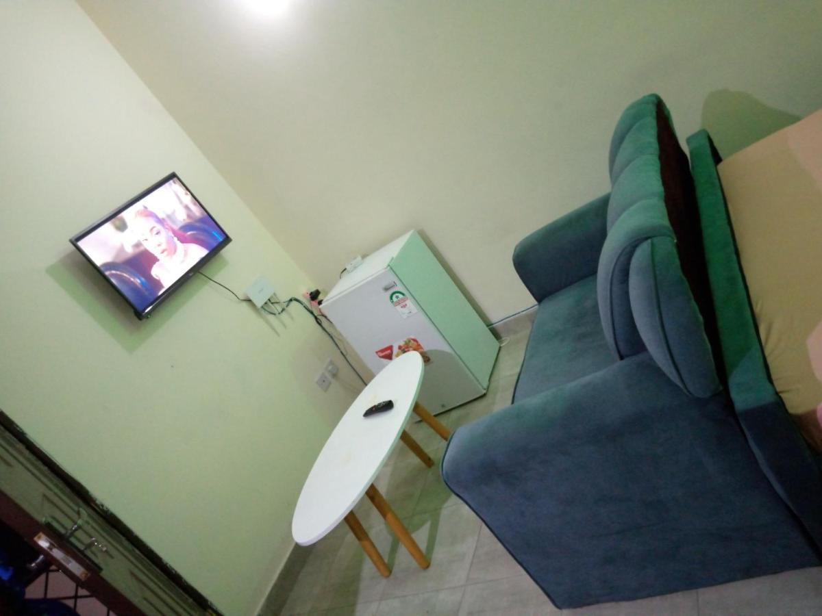 La Grande cosy studio apartment Mtwapa Esterno foto